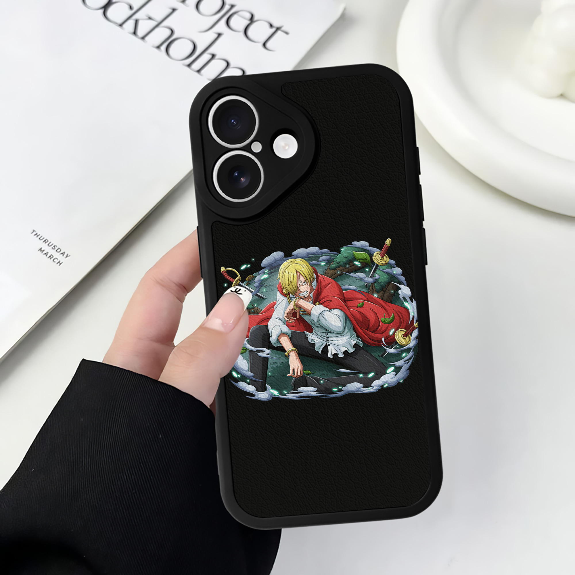 （画像用） ワンピース サンジ ONE PIECE Sanji 【iPhone 16シリーズ対応】シリコンスマホケース（レザー調） 材質：シリコン